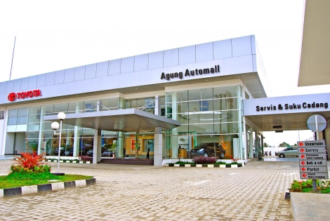 Agung Toyota Pekanbaru.